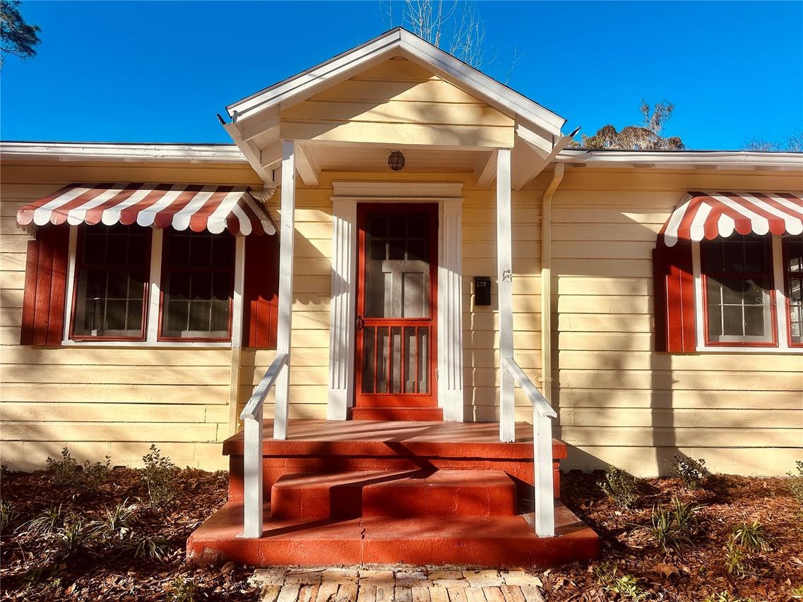 228 NW 4th Ave., Gainesville, FL 32601