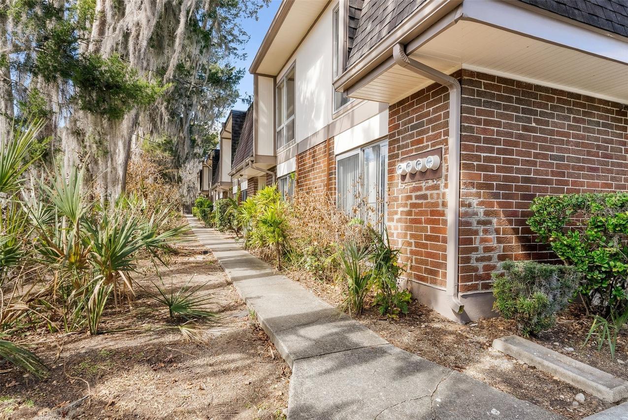 1700 SW 16th Ct. #P24, Gainesville, FL 32608