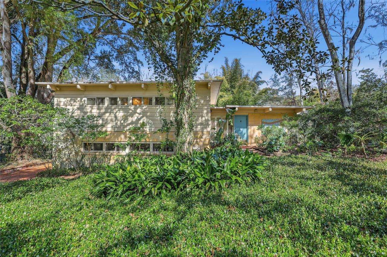 2074 NW 11th Rd., Gainesville, FL 32605