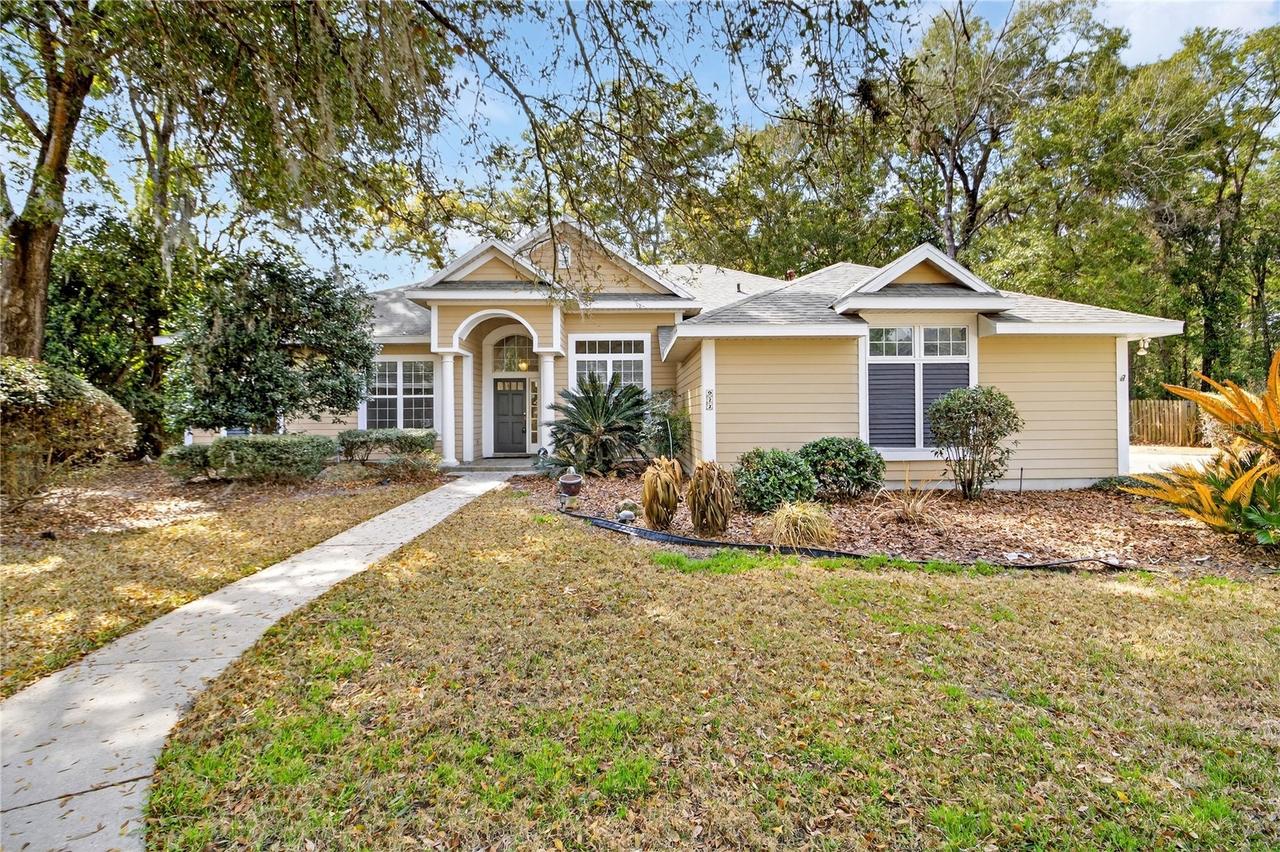 922 SW 88th St., Gainesville, FL 32607