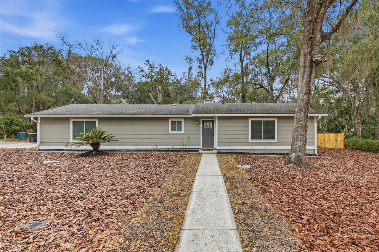 1656 NW 31st Pl., Gainesville, FL 32605