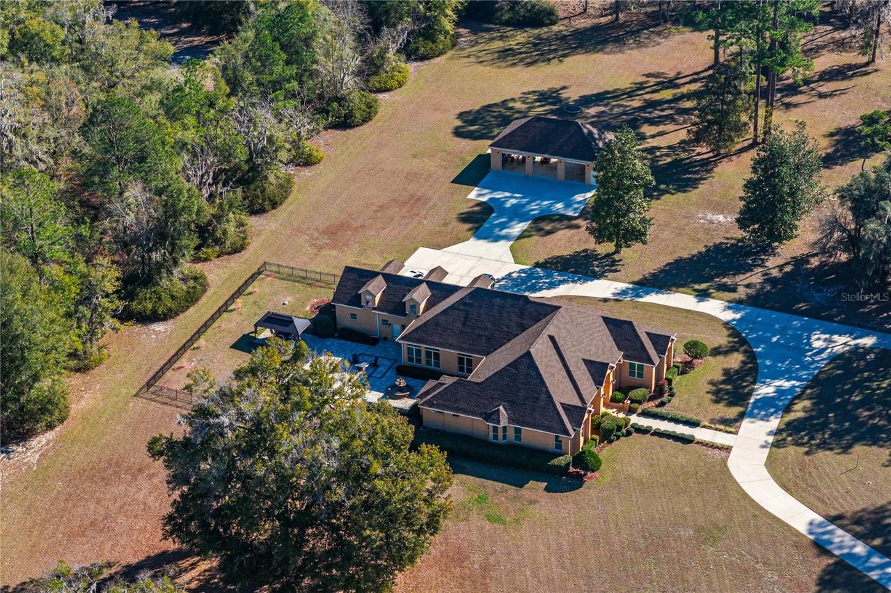 573 SE Nature Dr., Lake City, FL 32025