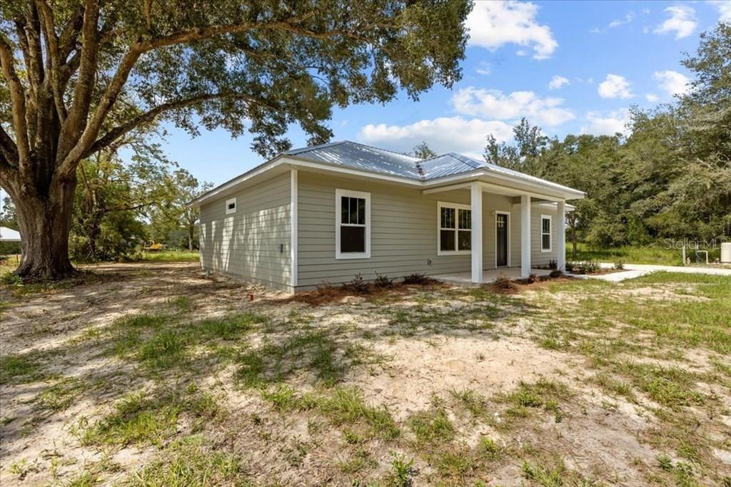 1115 Ricks St., Bell, FL 32619