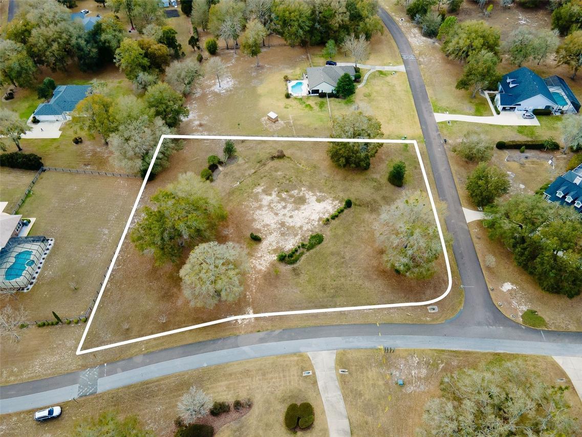 9050 SW 84th St., Gainesville, FL 32608