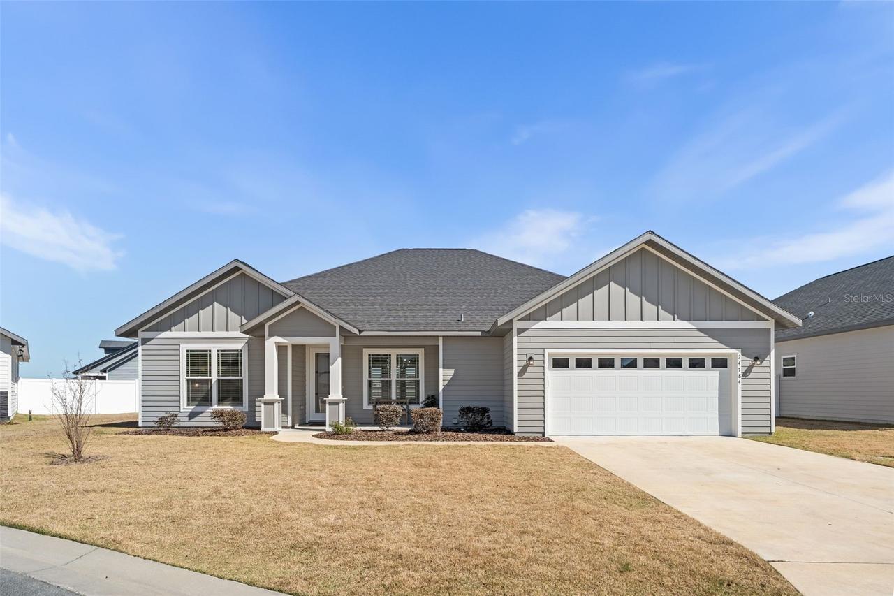 24784 SW 21st Ln., Newberry, FL 32669