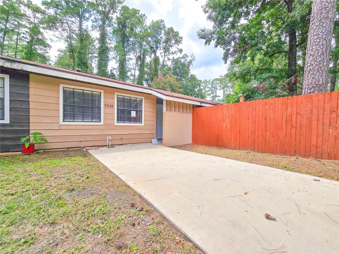 7030 SW 46th Ave., Gainesville, FL 32608
