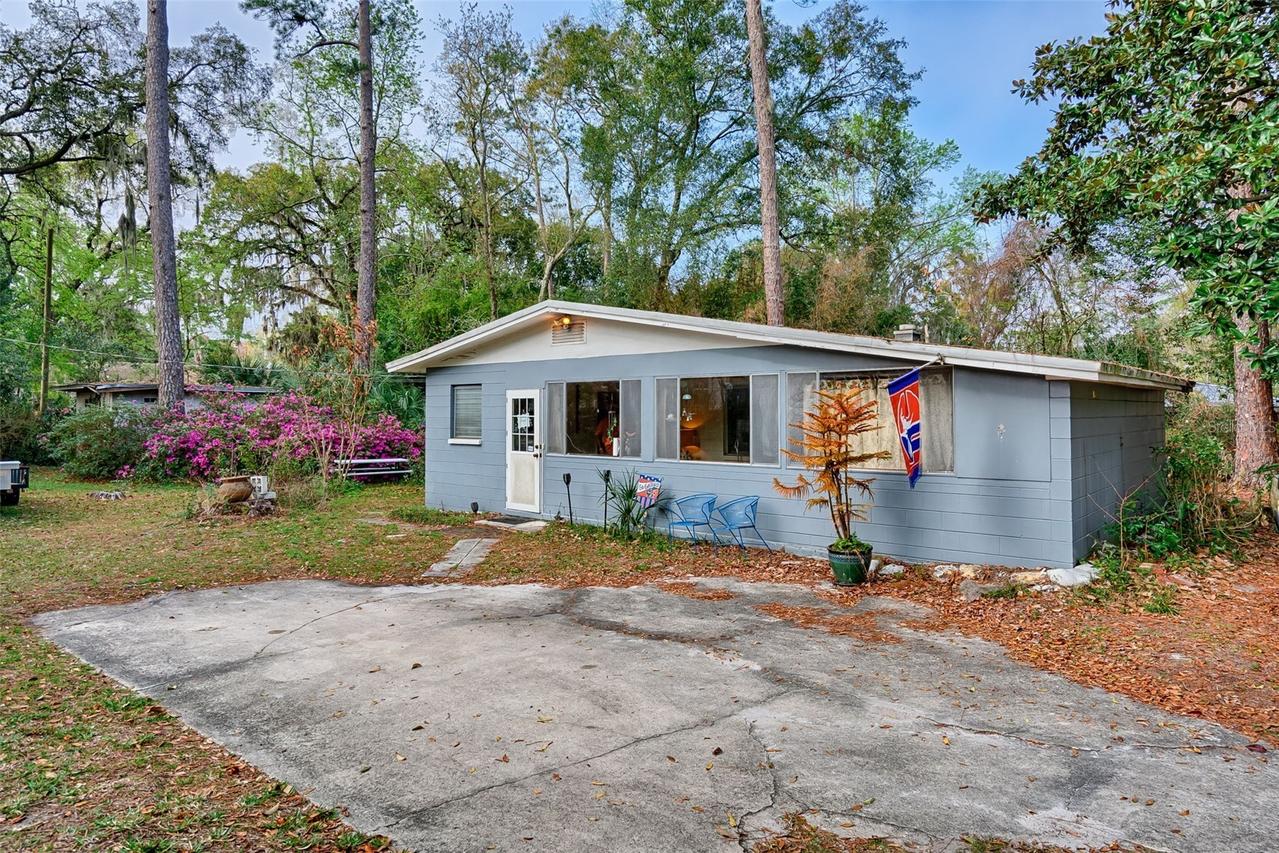 1919 NW 4th Ave., Gainesville, FL 32603