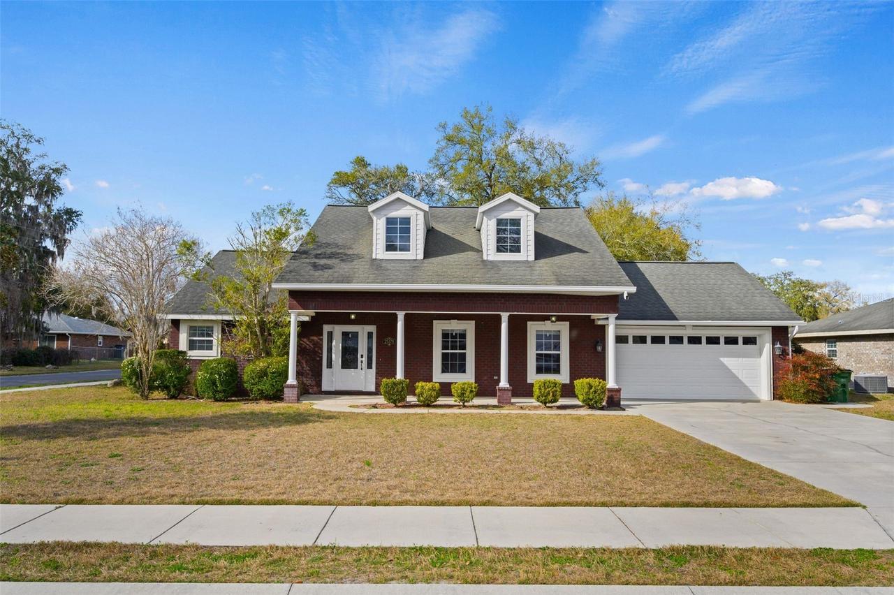 25178 SW 20th Ave., Newberry, FL 32669