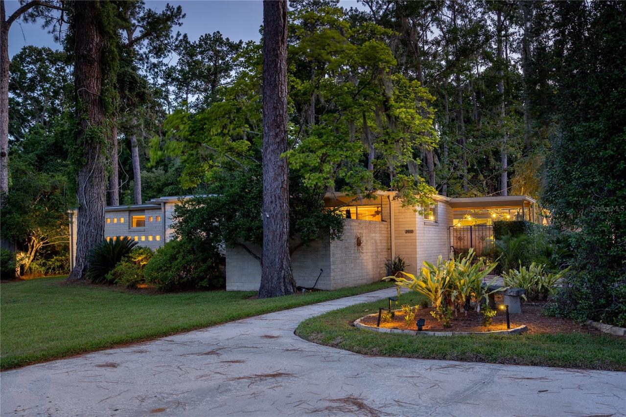 2010 NW 32nd Ter., Gainesville, FL 32605