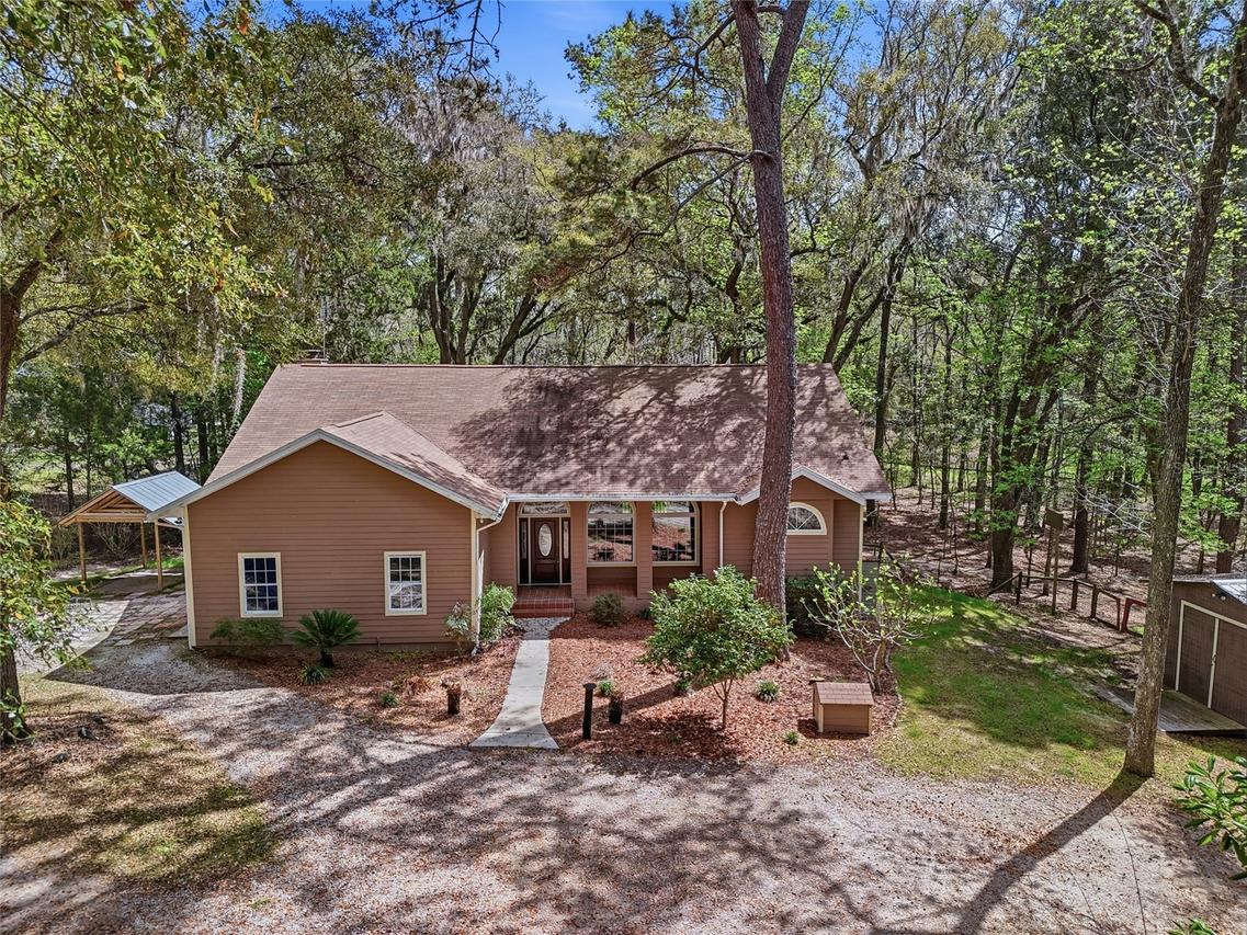 19513 NW 240th Ln., High Springs, FL 32643