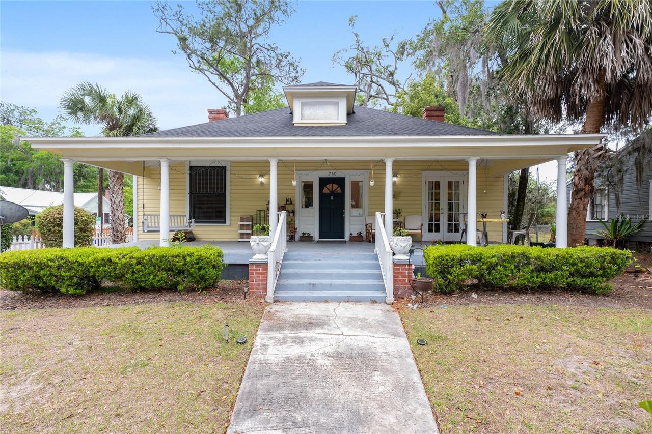 240 SW 3rd St., Gainesville, FL 32601
