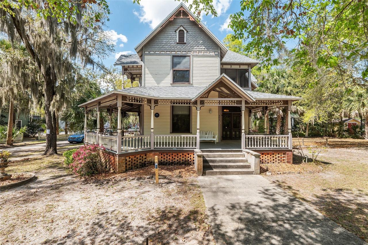 306 NE 3rd St., Gainesville, FL 32601
