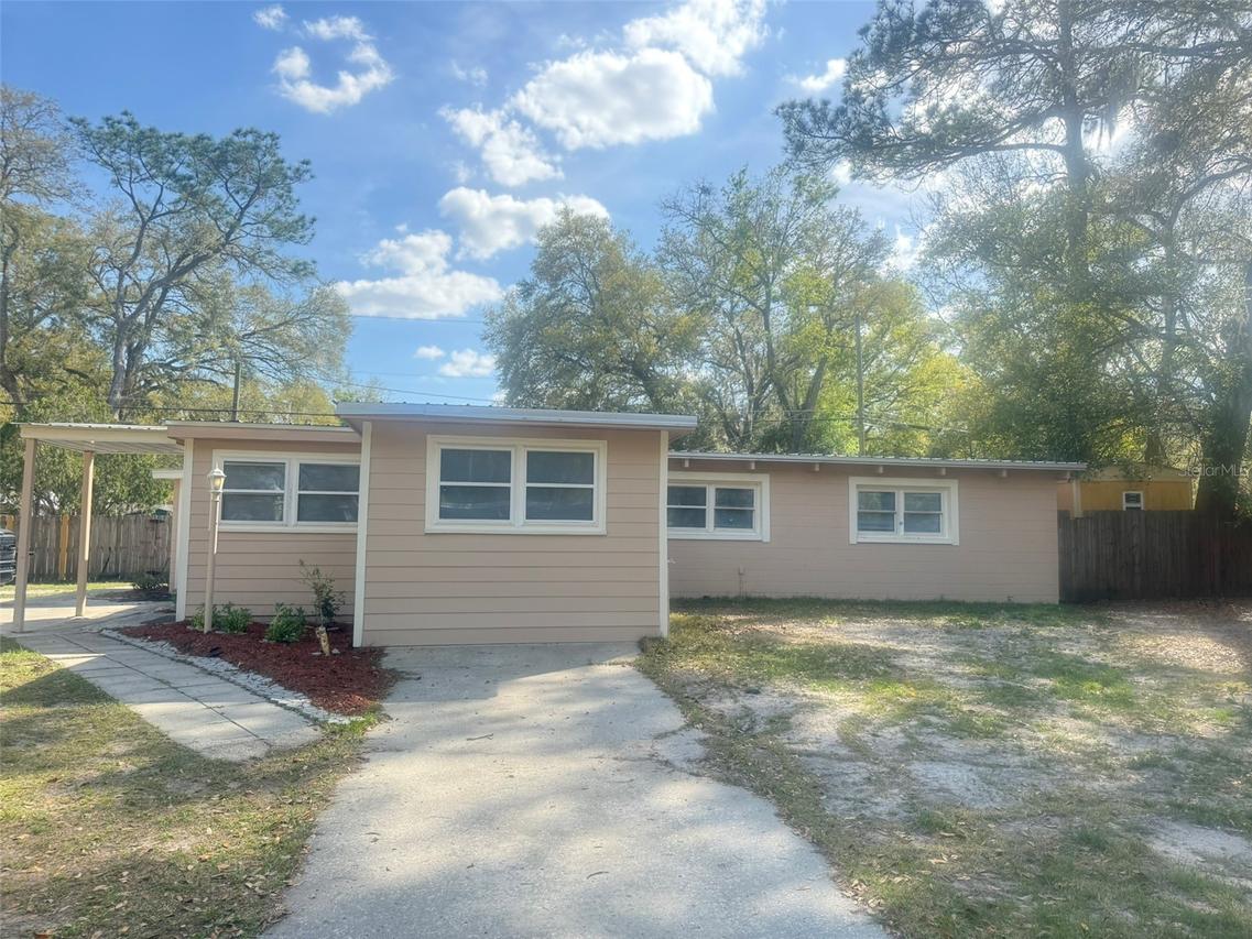 2816 NE 14th Dr., Gainesville, FL 32609