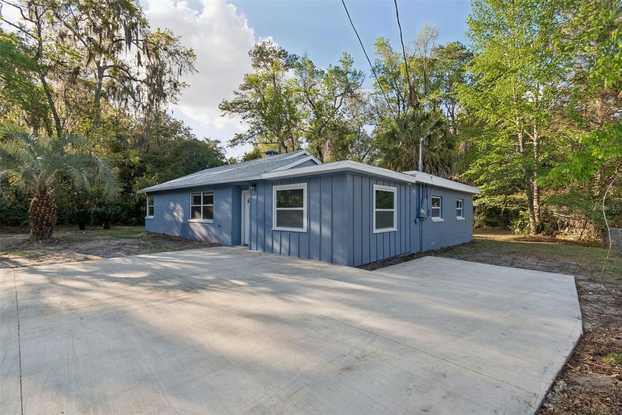 220 NW 33rd Ave., Gainesville, FL 32609
