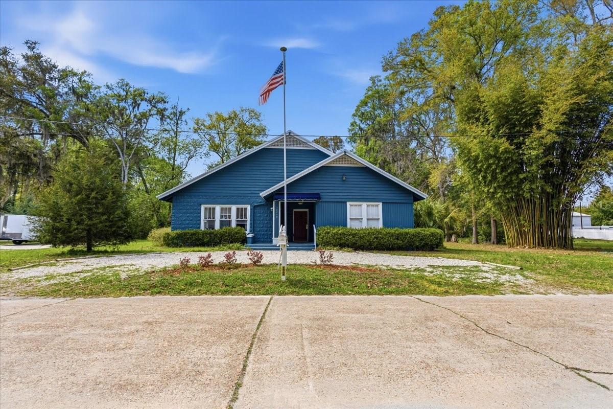 18708 NW 242nd St., High Springs, FL 32643