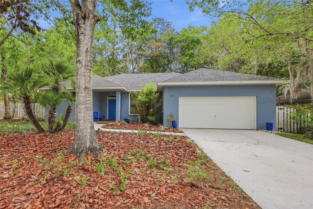 928 NW 120th St., Gainesville, FL 32606