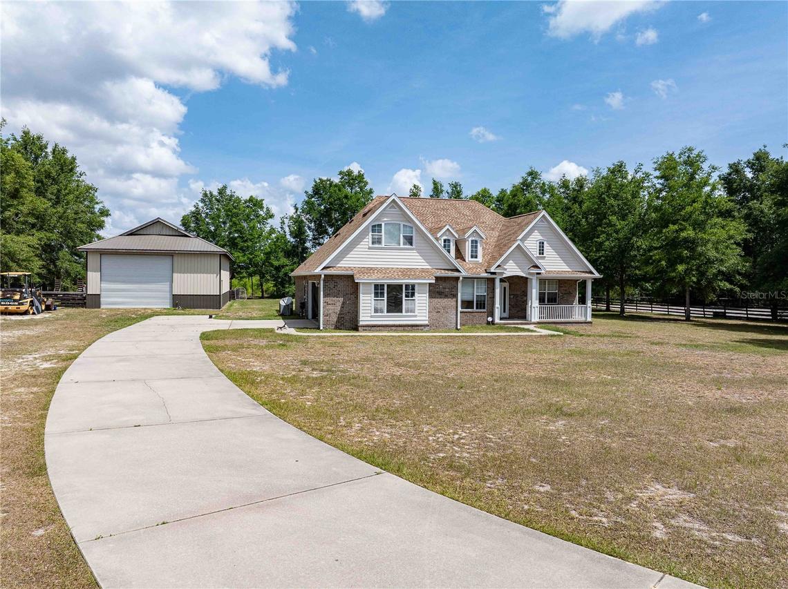 15527 194th Pl., O'brien, FL 32071