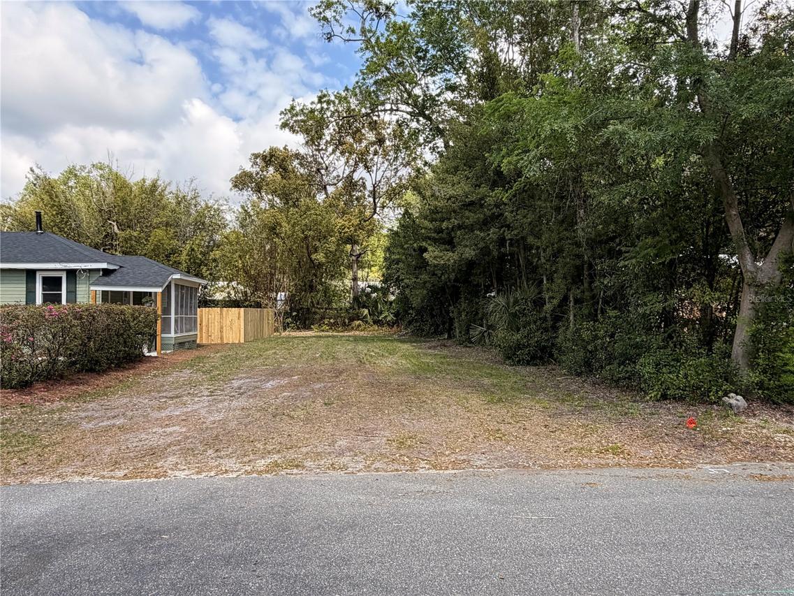 1012 NE 7th Pl., Gainesville, FL 32601