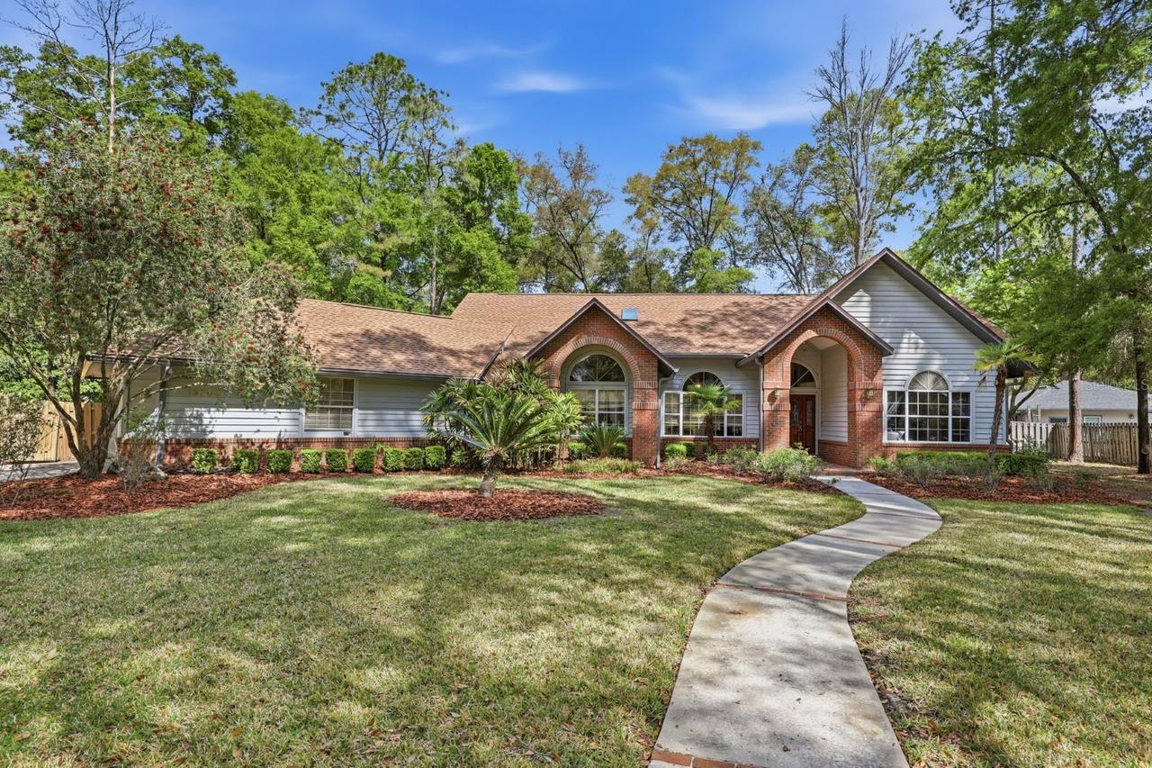 13708 SW 1st Ln., Newberry, FL 32669