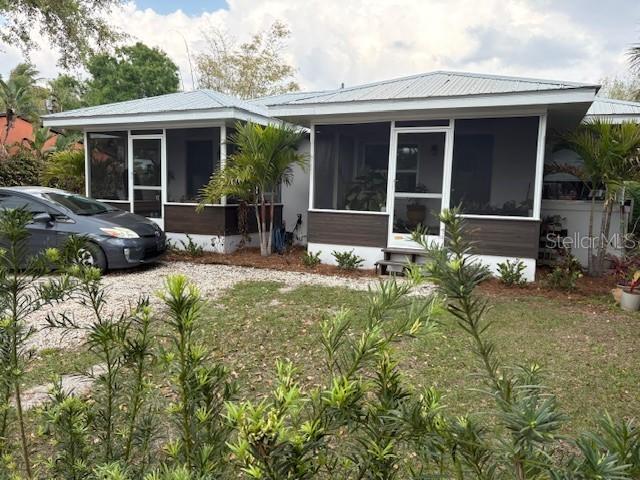 651 Madison Ct., Sarasota, FL 34236