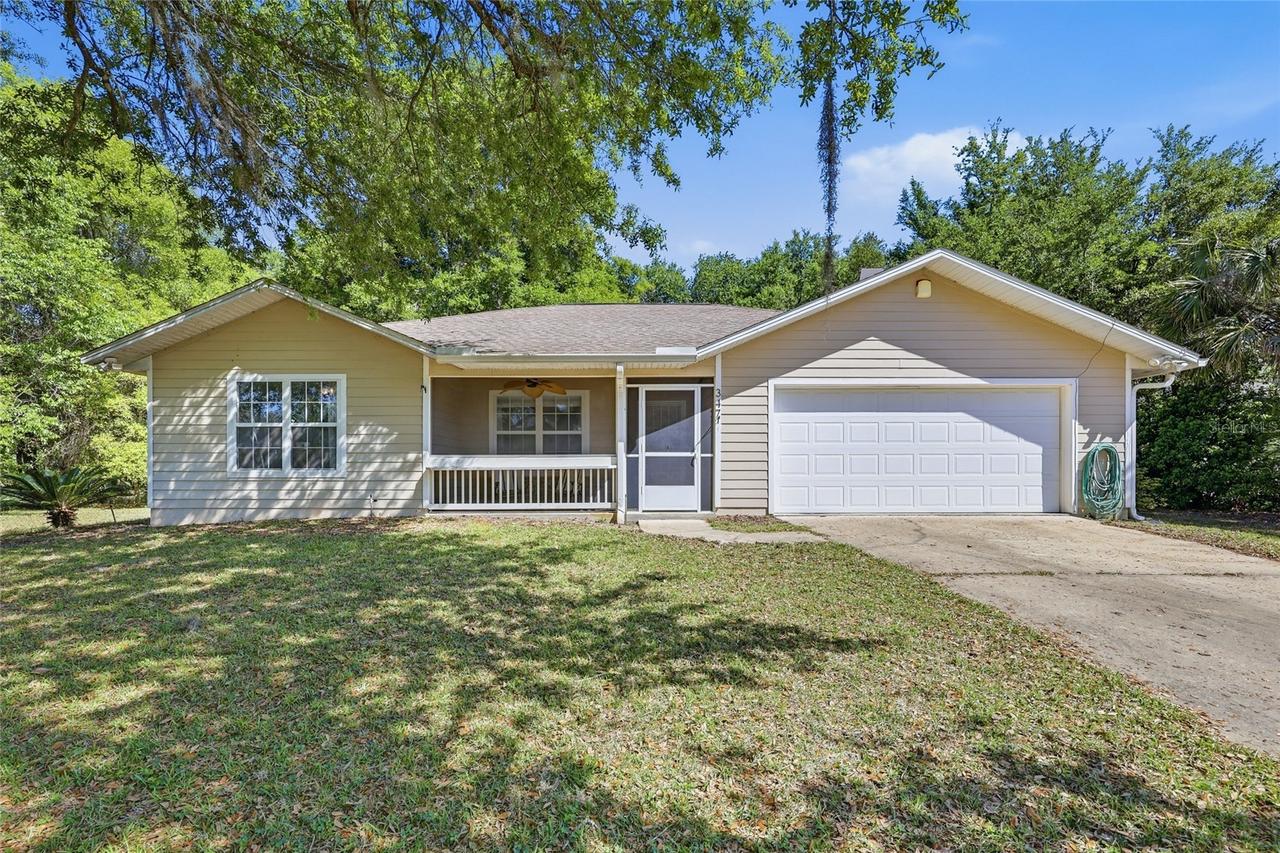 347 Ashley St., Hawthorne, FL 32640