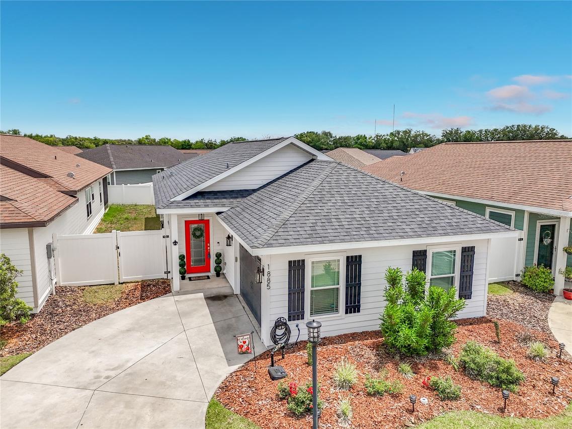 1885 SW 245th Ter., Newberry, FL 32669