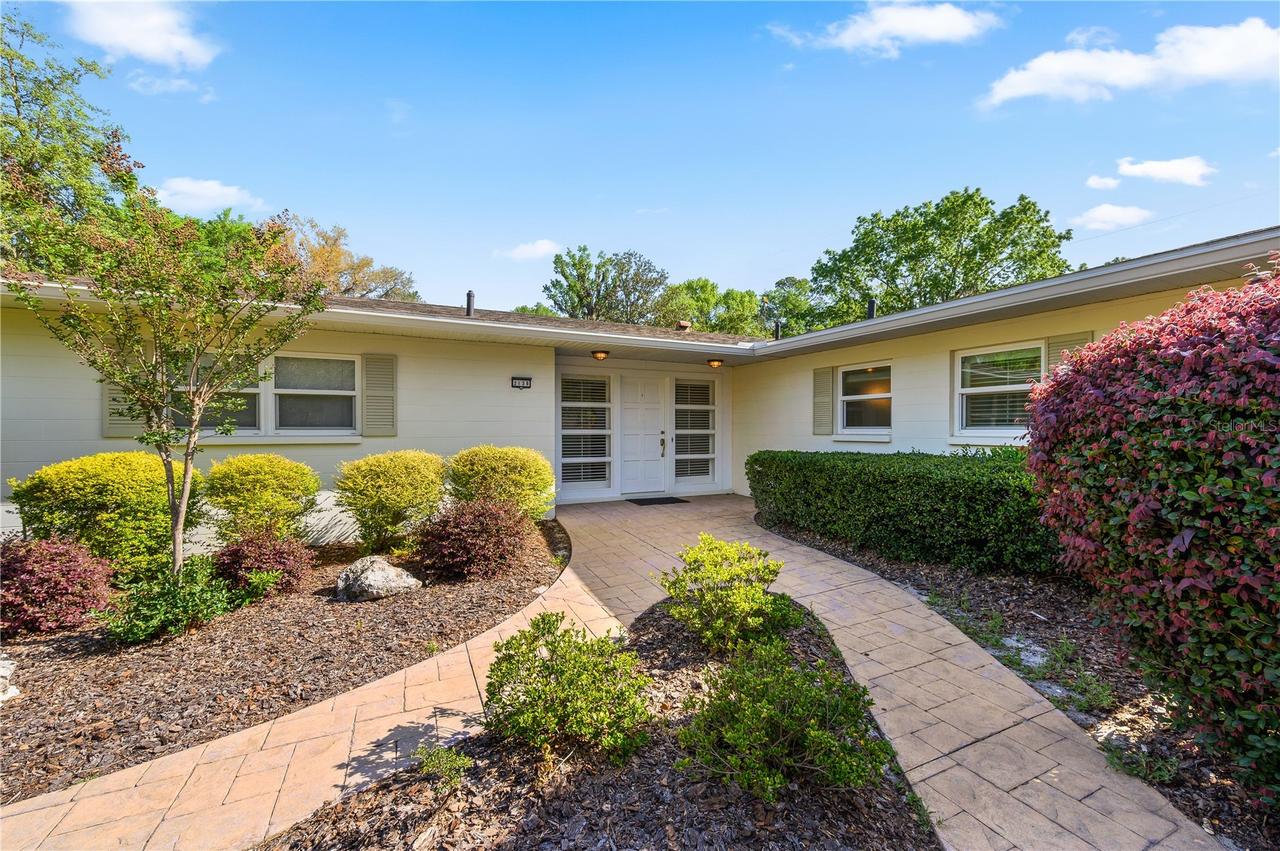 2138 NW 30th Pl., Gainesville, FL 32605