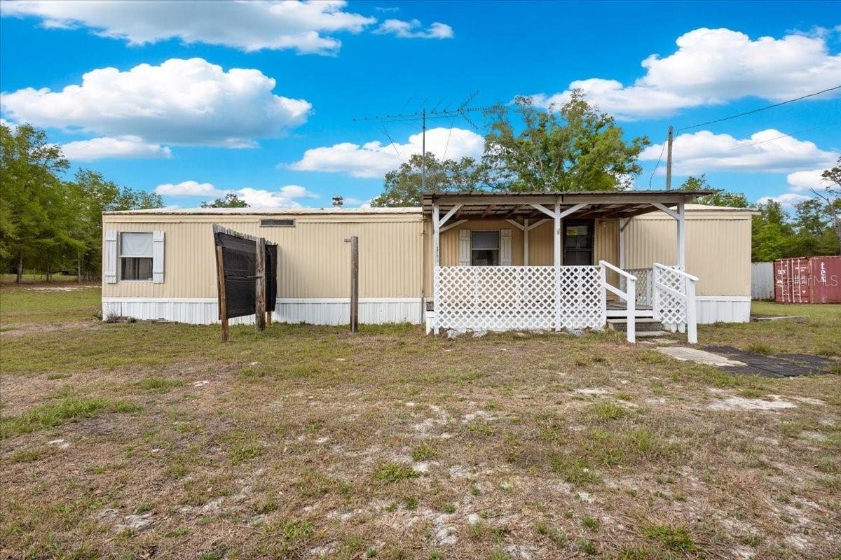 3100 NW 20th St., Bell, FL 32619