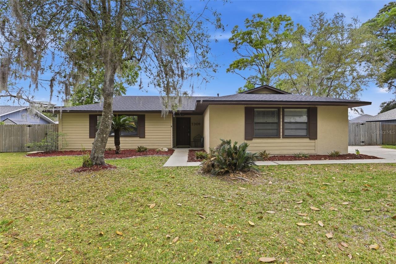 7306 SW 17th Pl., Gainesville, FL 32607