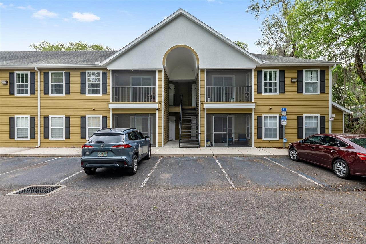4215 SW 31st Dr. #204, Gainesville, FL 32608