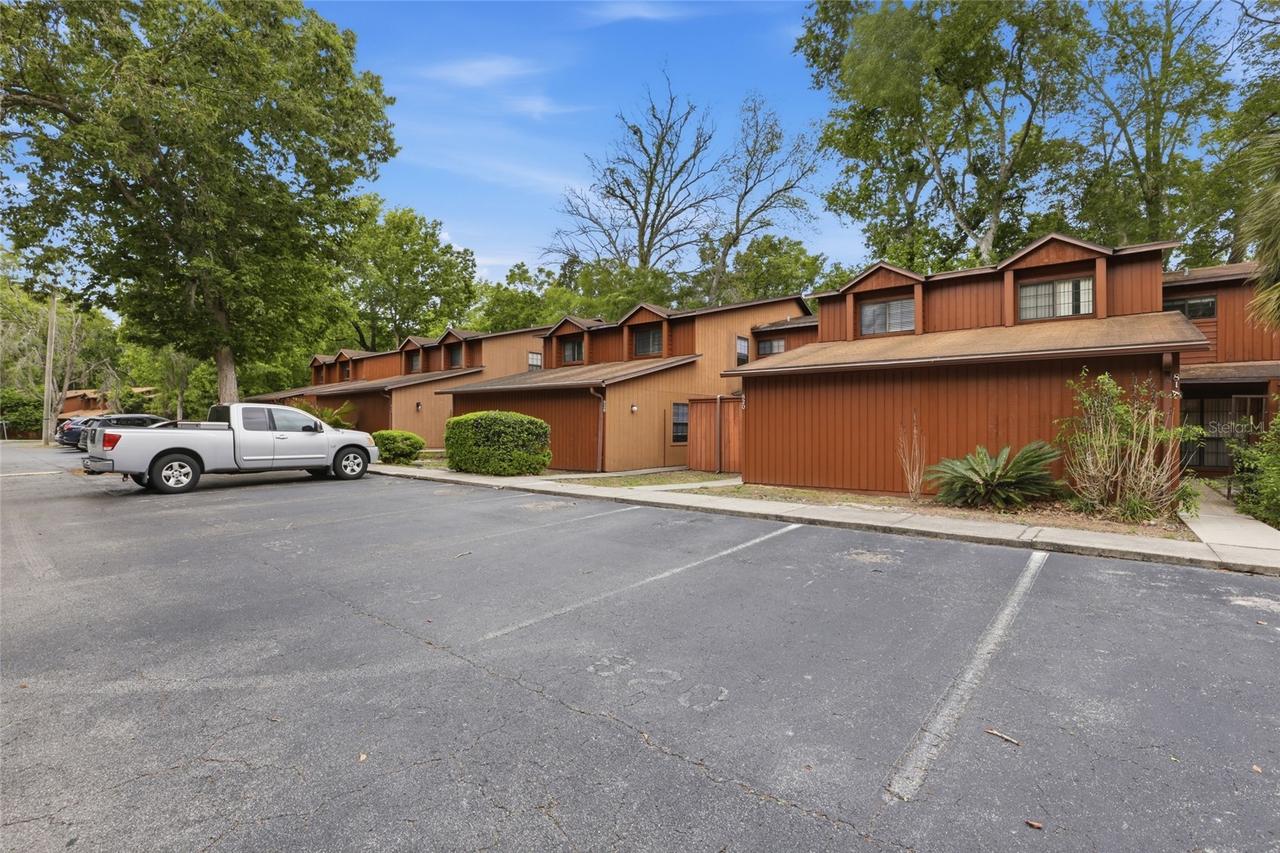 826 SW 57th Ter. #120Q, Gainesville, FL 32607