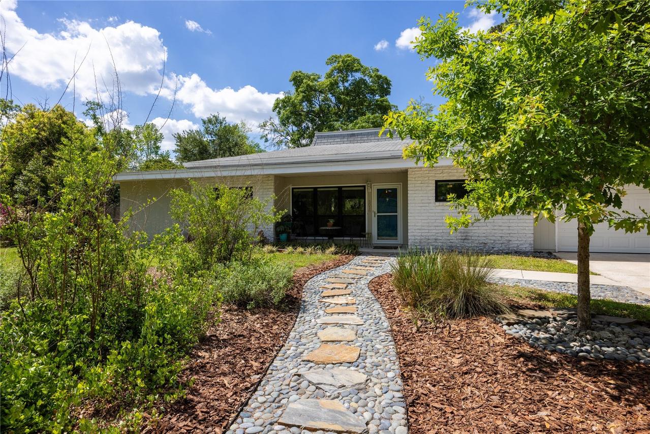 5016 NW 36th St., Gainesville, FL 32605