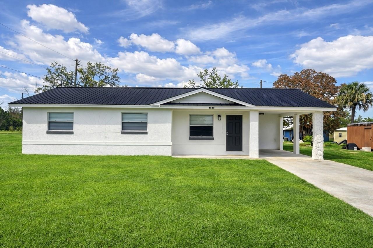 1004 Booker Ave., Sebring, FL 33870