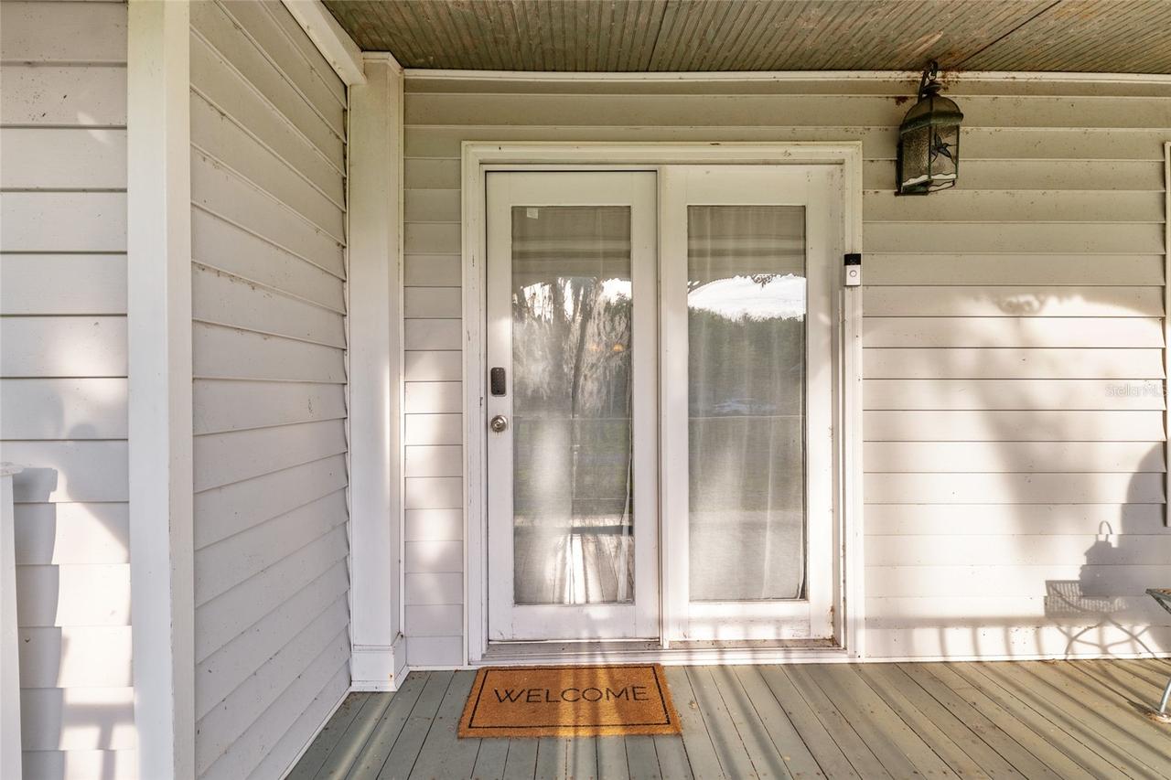 20361 1st St., Mc Intosh, FL 32664