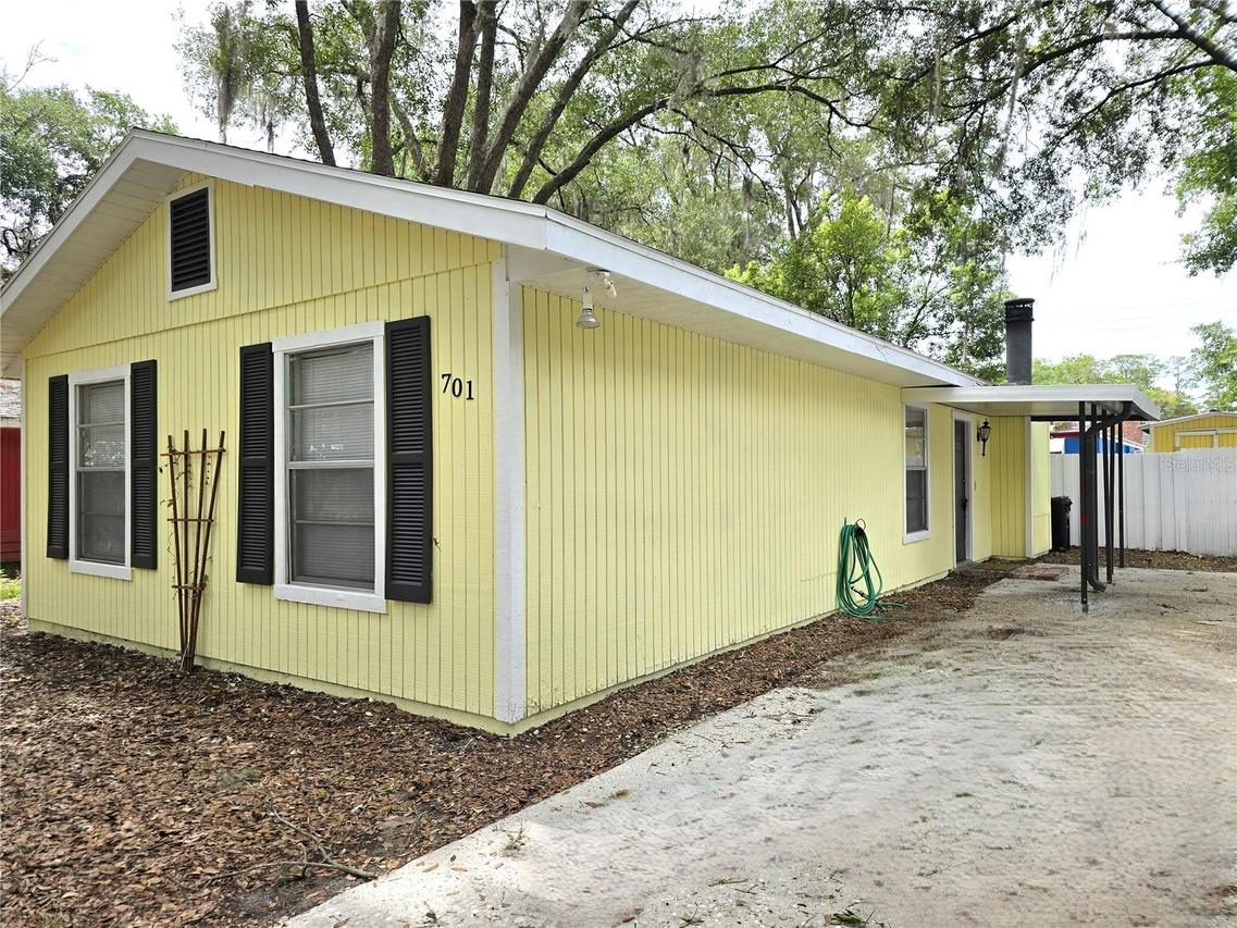 701 NW 24th Ave., Gainesville, FL 32609