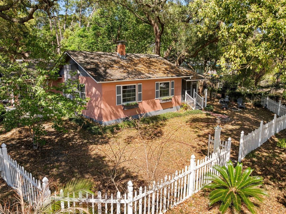 360 Se Lakeview Dr., Keystone Heights, FL 32656