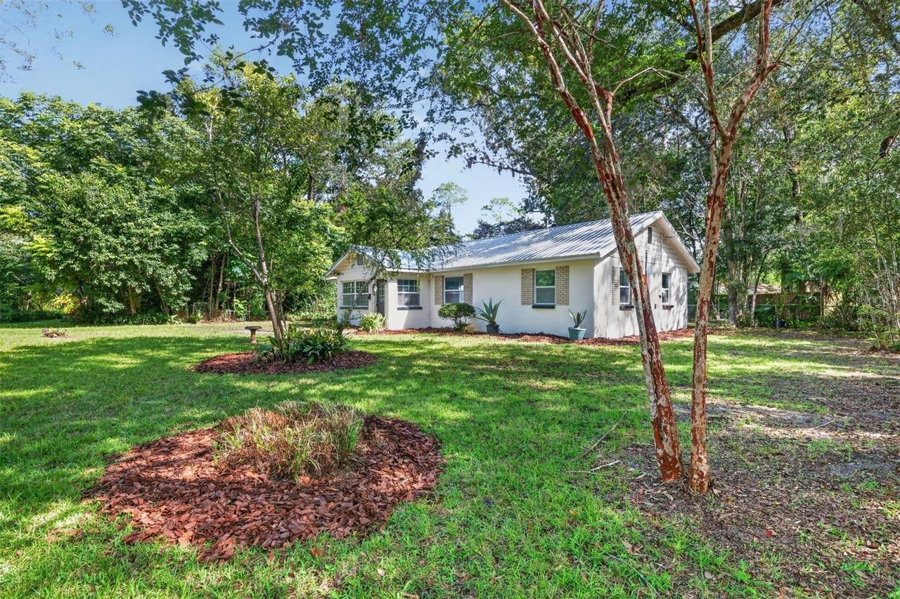 1006 NE 12th Ave., Gainesville, FL 32601