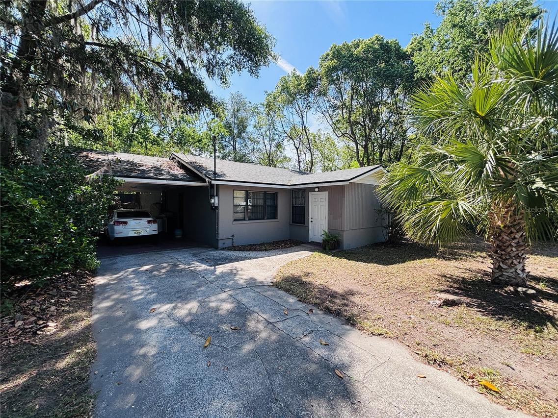 3137 NW 6th St., Gainesville, FL 32609