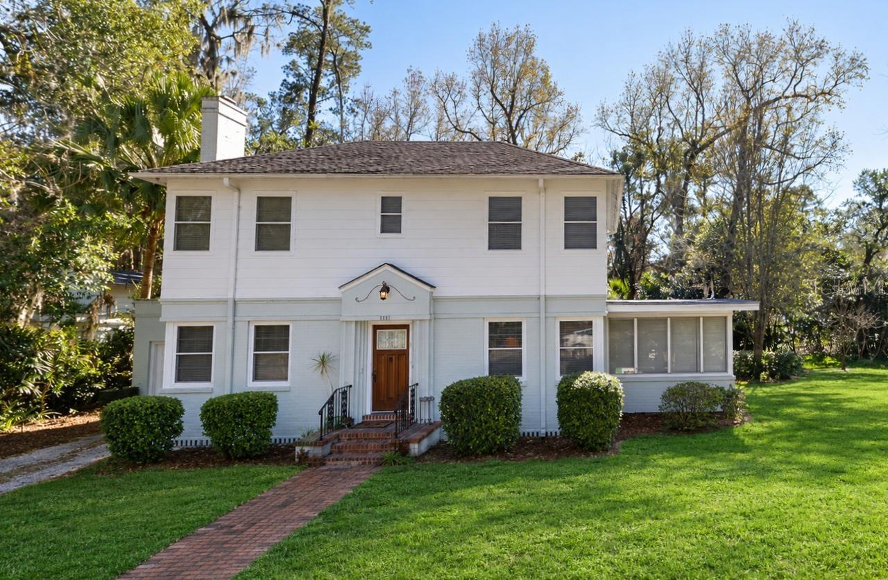 2721 SW 3rd Pl., Gainesville, FL 32607