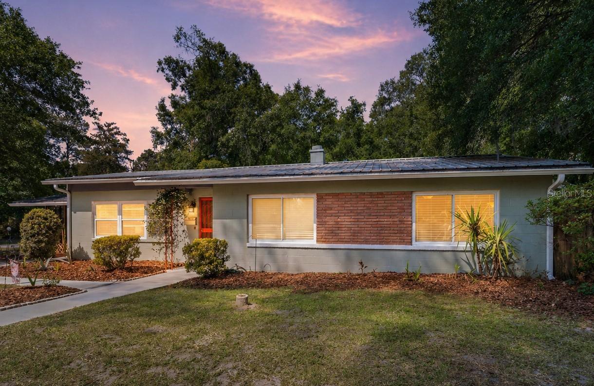 530 NE 10th St., Gainesville, FL 32601