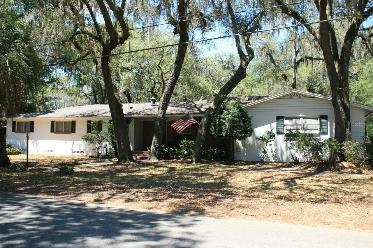 106 SW 38th St., Gainesville, FL 32607