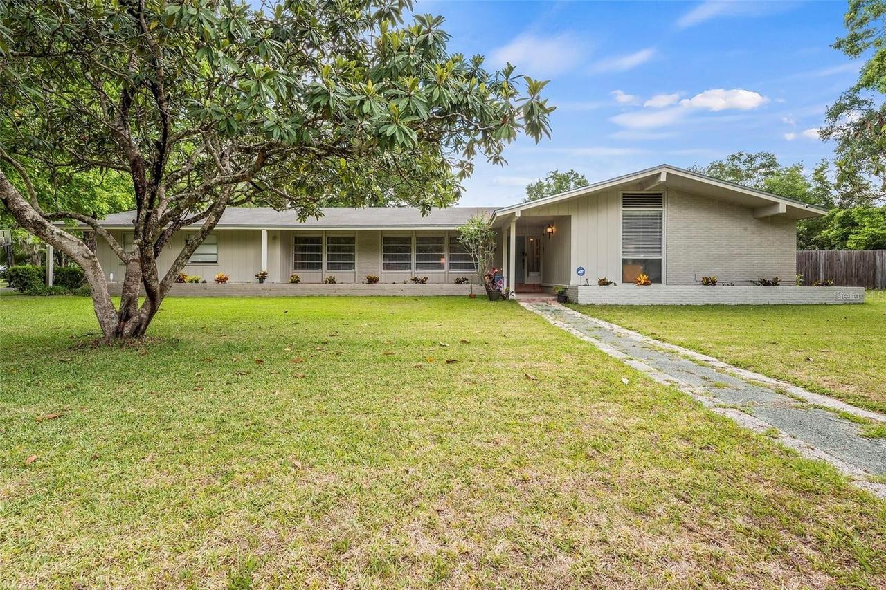 25446 SW 5 Ave., Newberry, FL 32669
