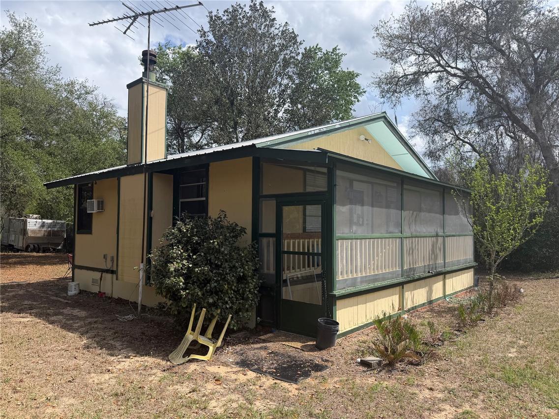 23199 NE 153rd Ct., Fort Mc Coy, FL 32134