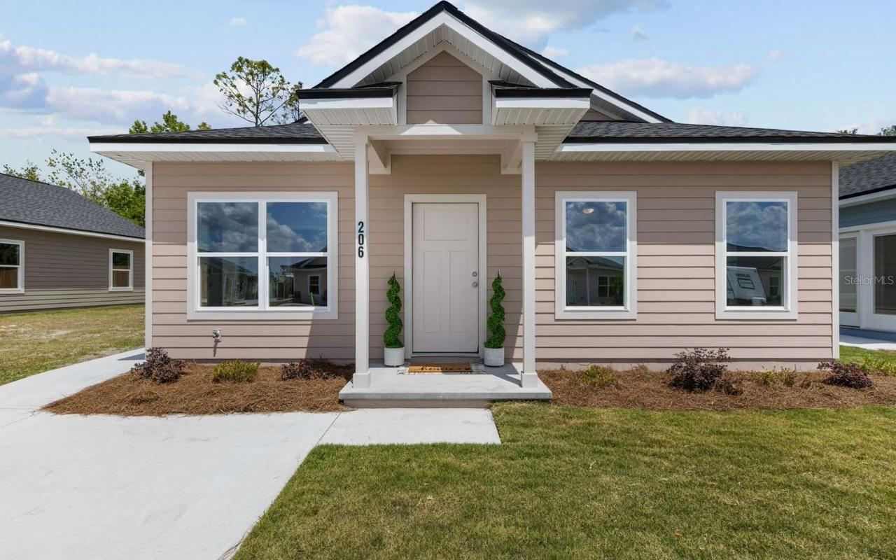 206 Mesa St., Live Oak, FL 32064