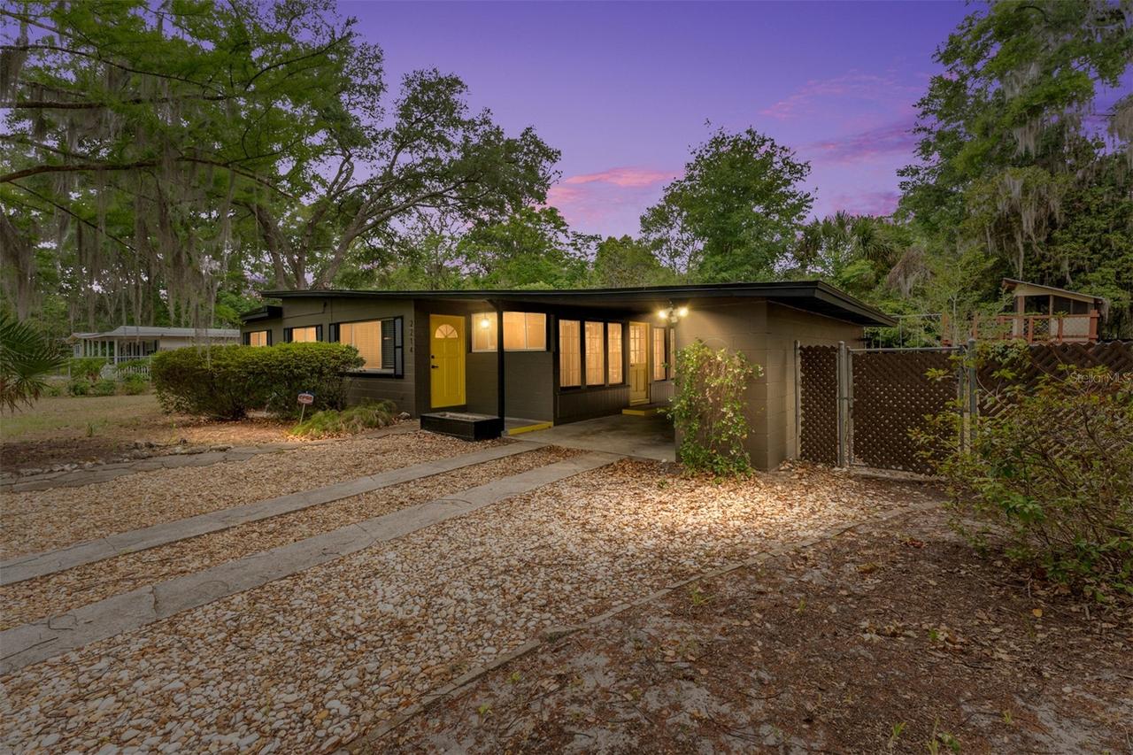 2214 NE 7th Ter., Gainesville, FL 32609