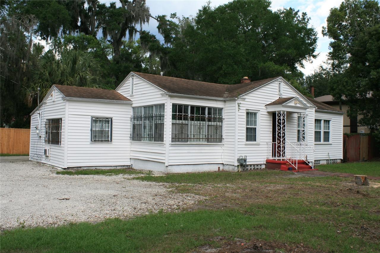 1822 NW 6th Ave., Gainesville, FL 32603