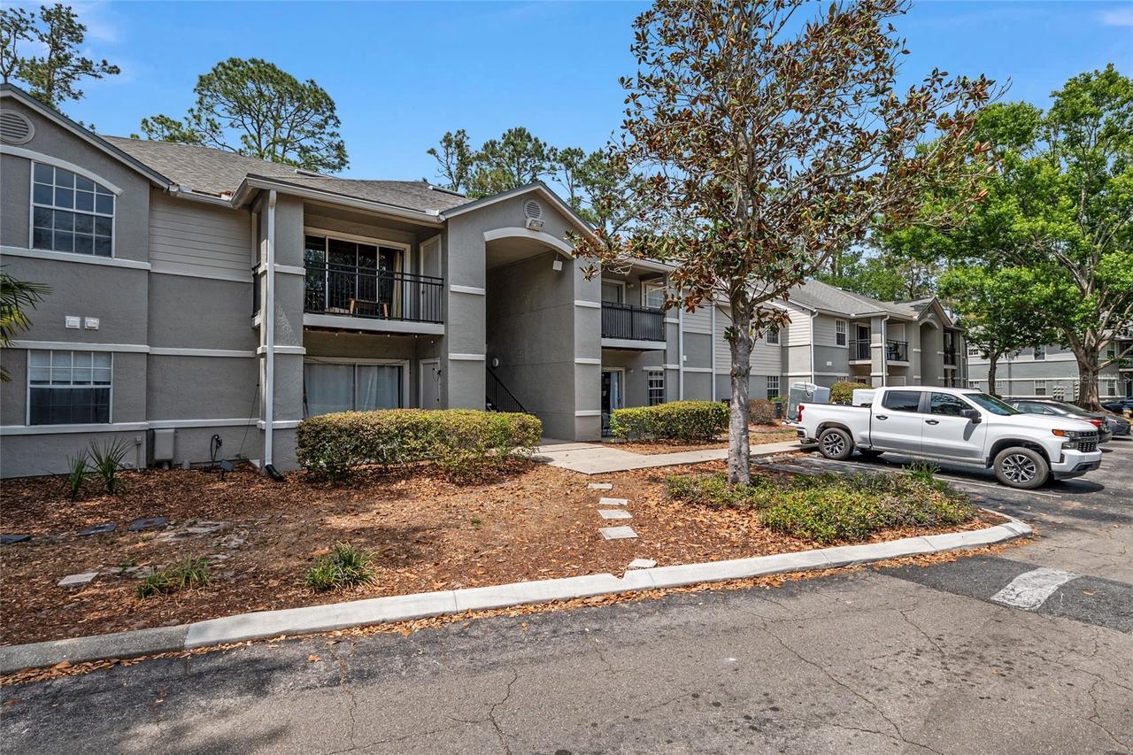 3705 SW 27th St. #214, Gainesville, FL 32608