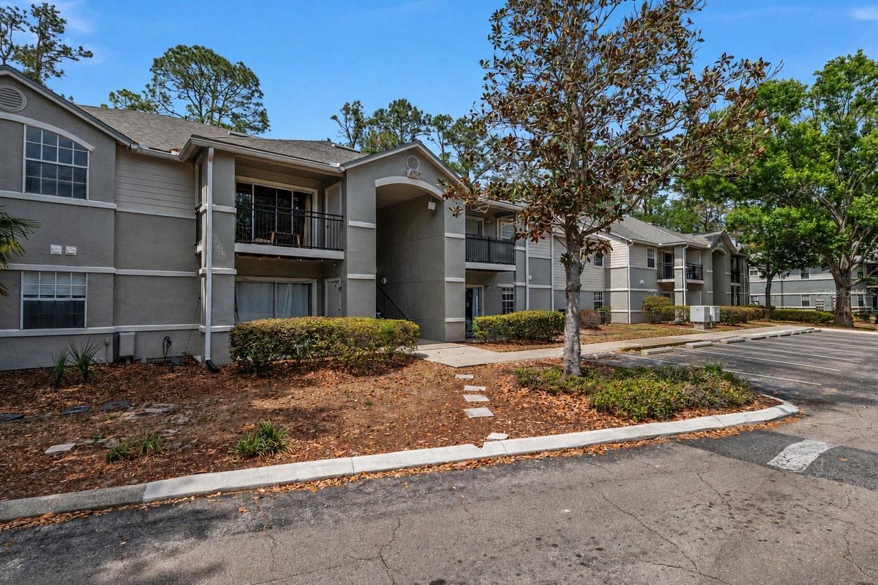 3705 SW 27th St. #214, Gainesville, FL 32608