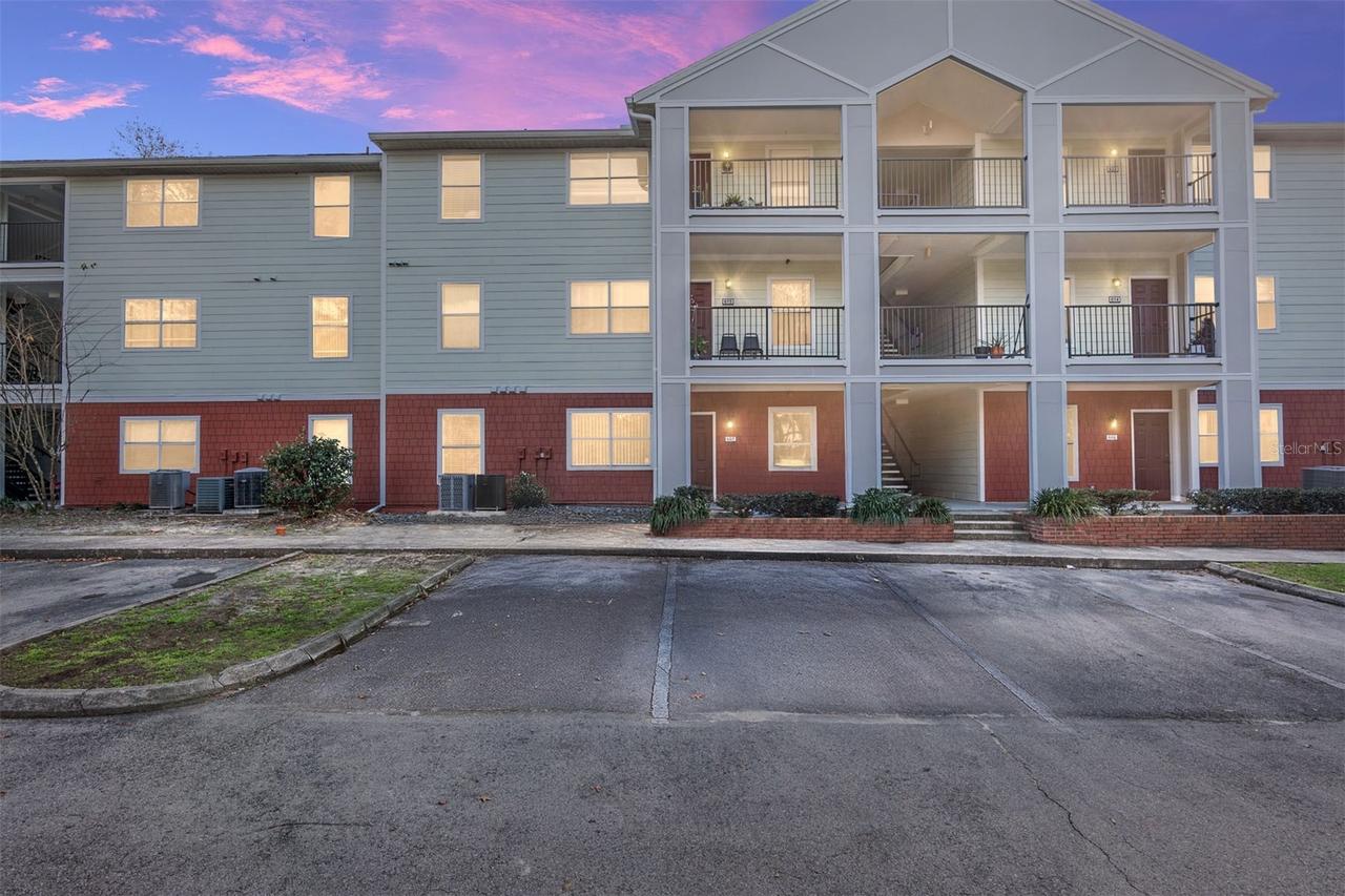 2360 SW Archer Rd. #607, Gainesville, FL 32608
