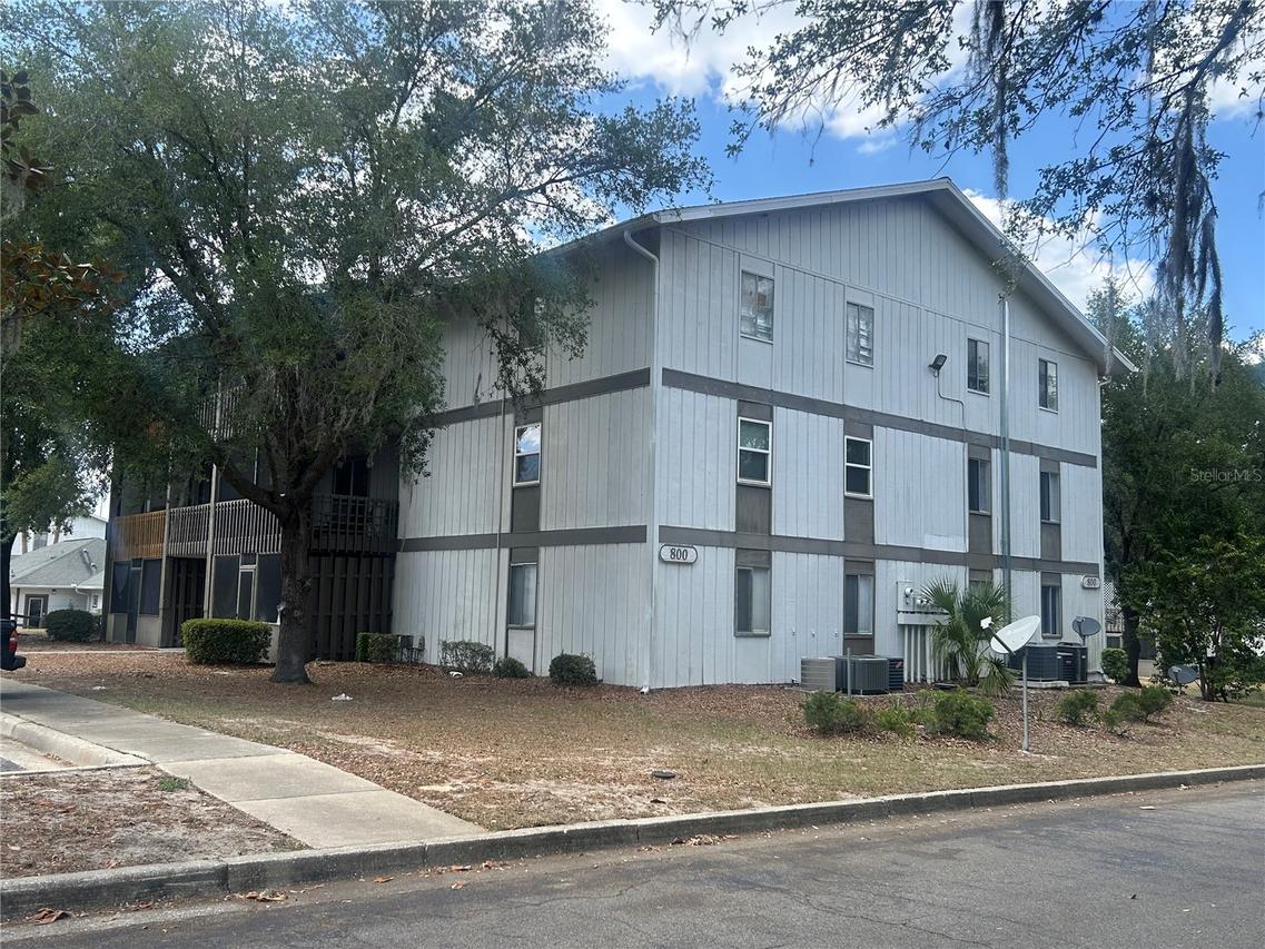 6519 W Newberry Rd. #811, Gainesville, FL 32605